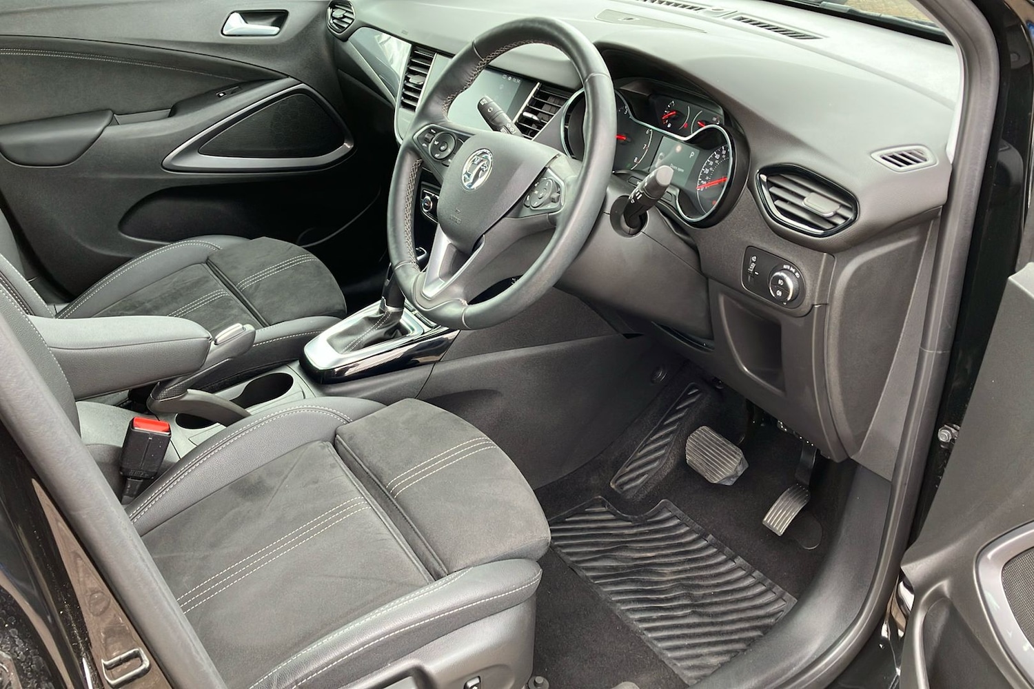 Used Vauxhall Crossland 2024 for sale - 76340935: Photo 42
