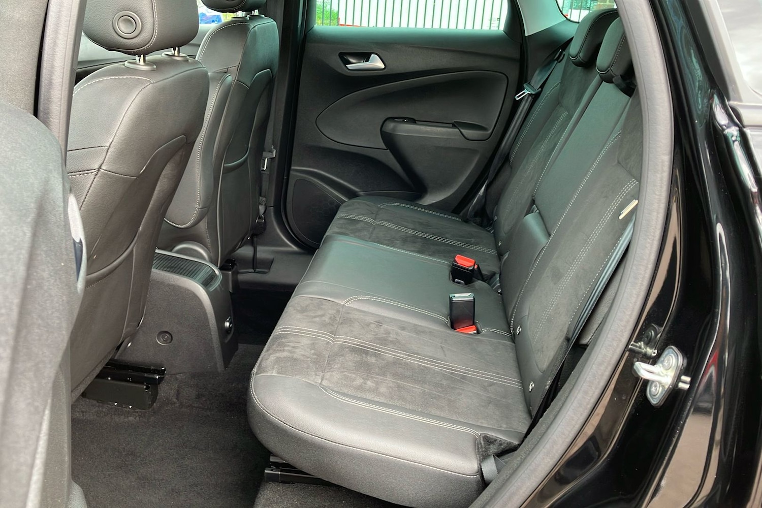 Used Vauxhall Crossland 2024 for sale - 76340935: Photo 5