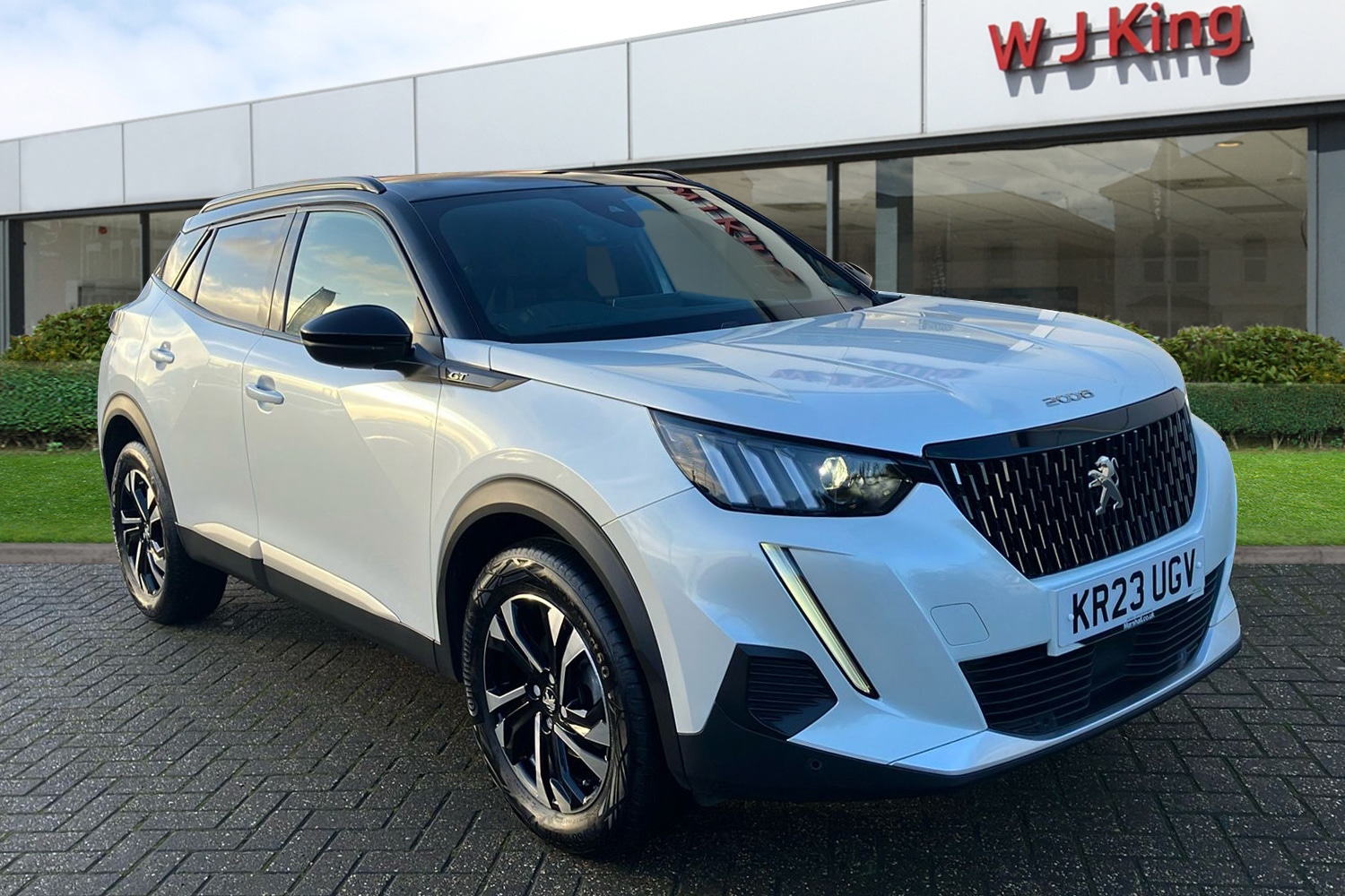 Used Peugeot 2008 2023 for sale - 76932077: Photo 1