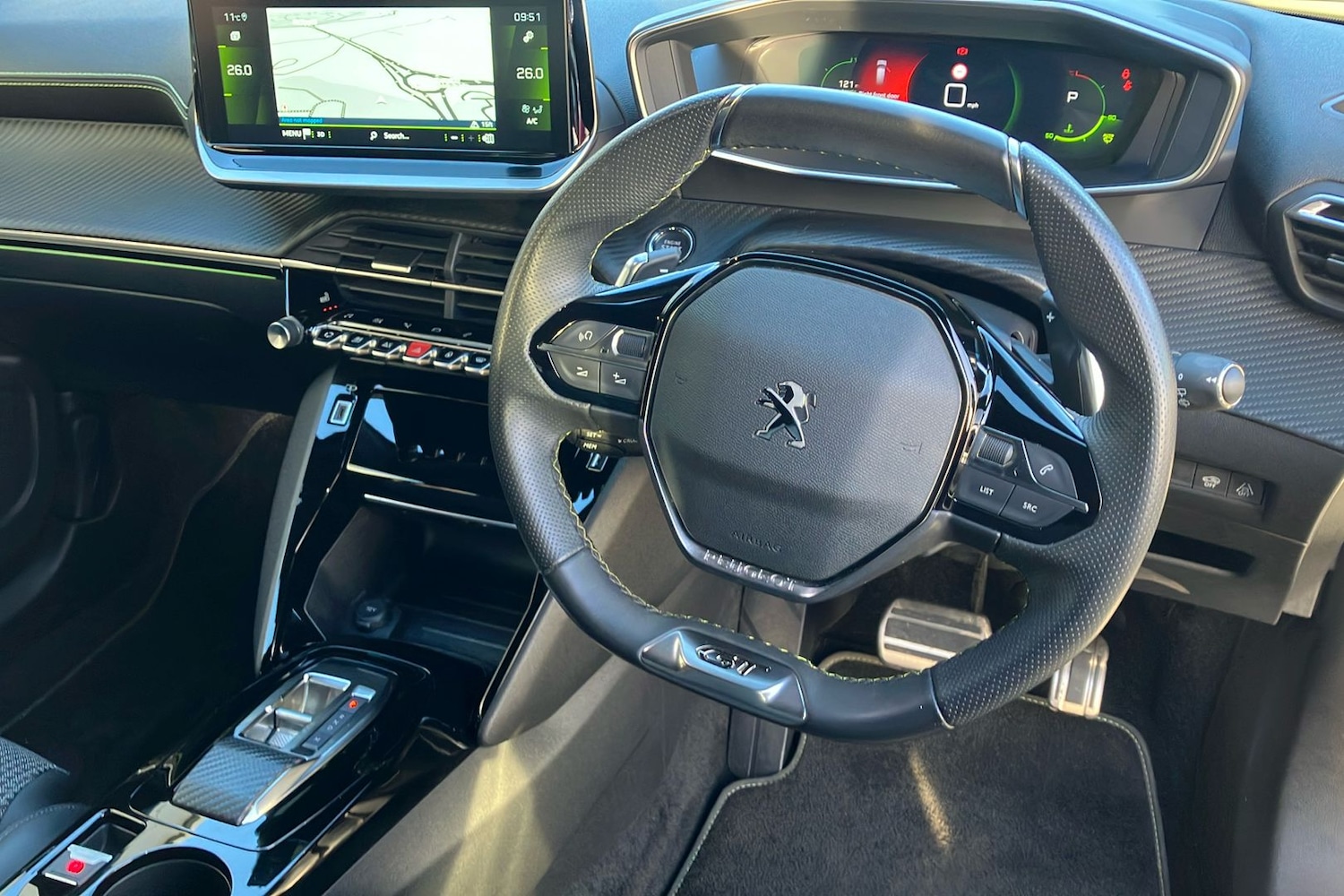 Used Peugeot 2008 2023 for sale - 76932077: Photo 13