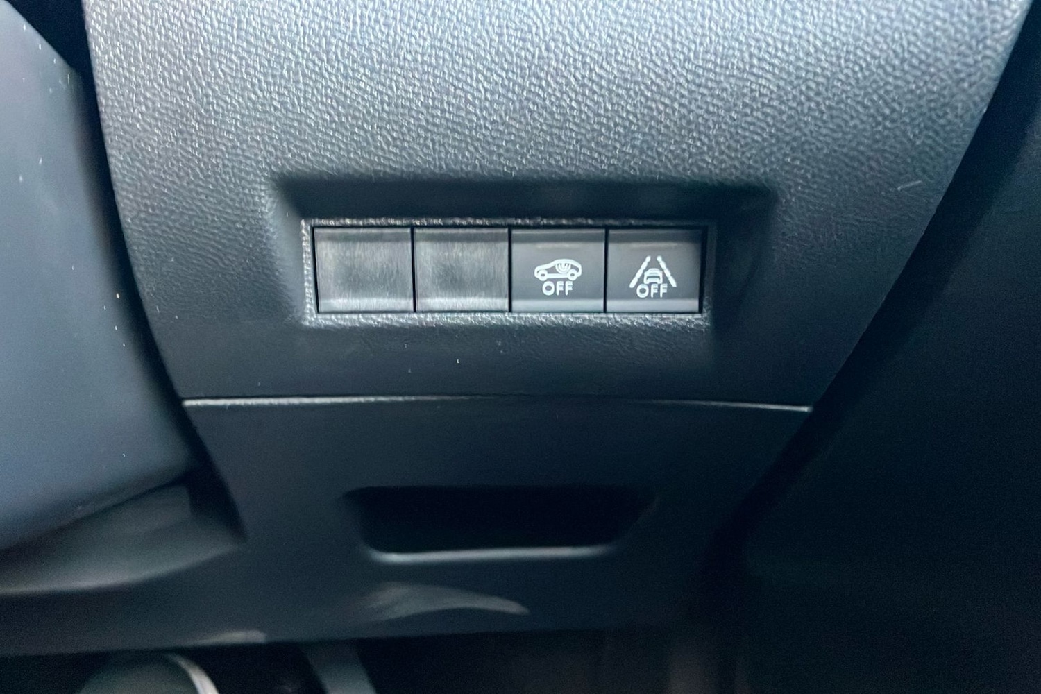 Used Peugeot 2008 2023 for sale - 76932077: Photo 21