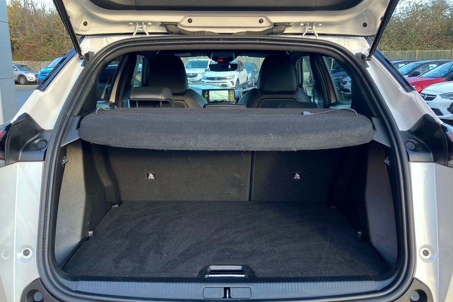 Used Peugeot 2008 2023 for sale - 76932077: Photo 27