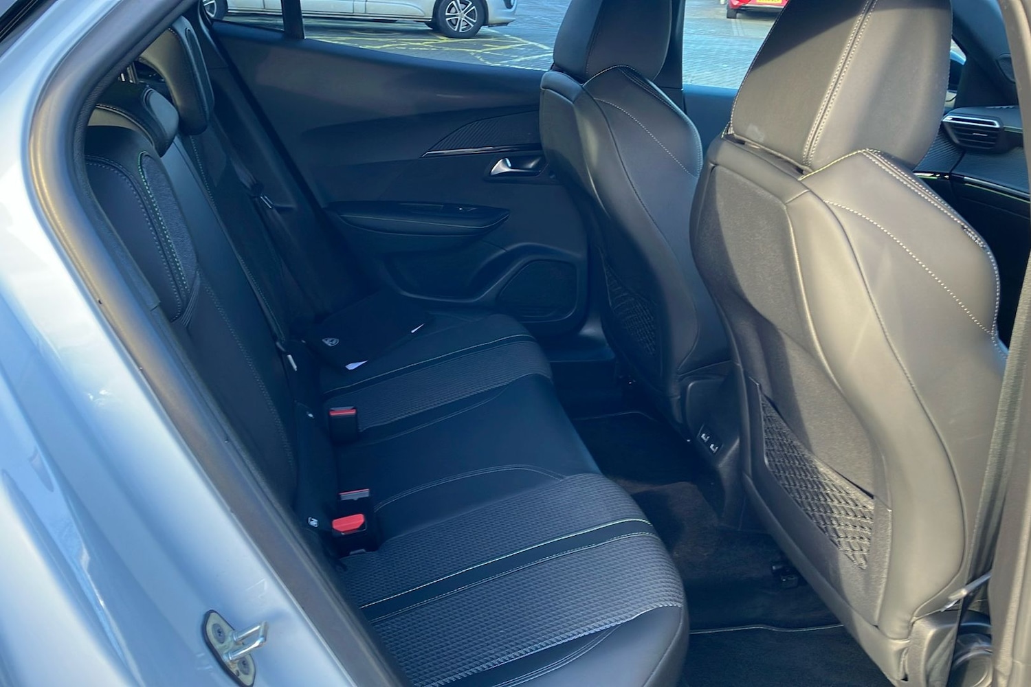 Used Peugeot 2008 2023 for sale - 76932077: Photo 44