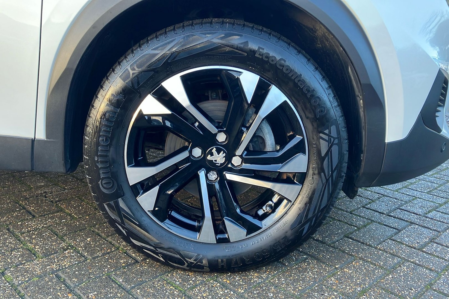 Used Peugeot 2008 2023 for sale - 76932077: Photo 9