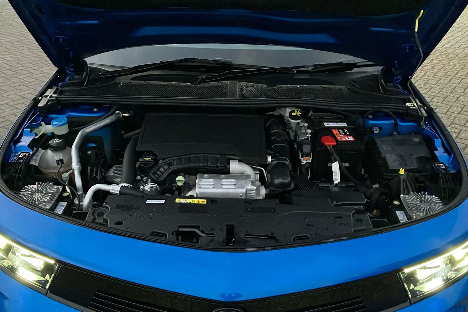 Used Vauxhall Astra for sale - 78201799: Photo 45