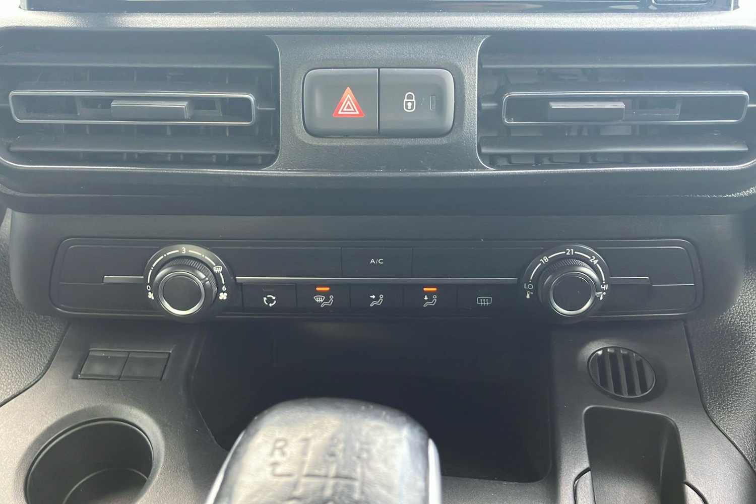 Used Vauxhall Combo Life 2022 for sale - 77251027: Photo 15