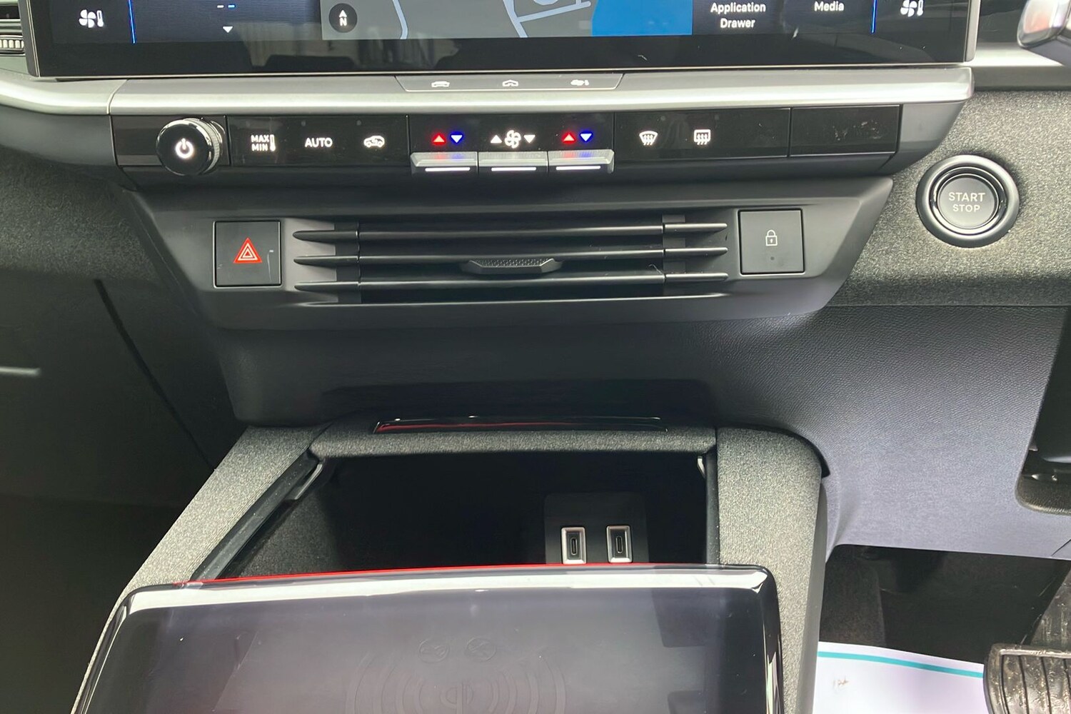 Used Vauxhall Grandland 2024 for sale - 77681636: Photo 15