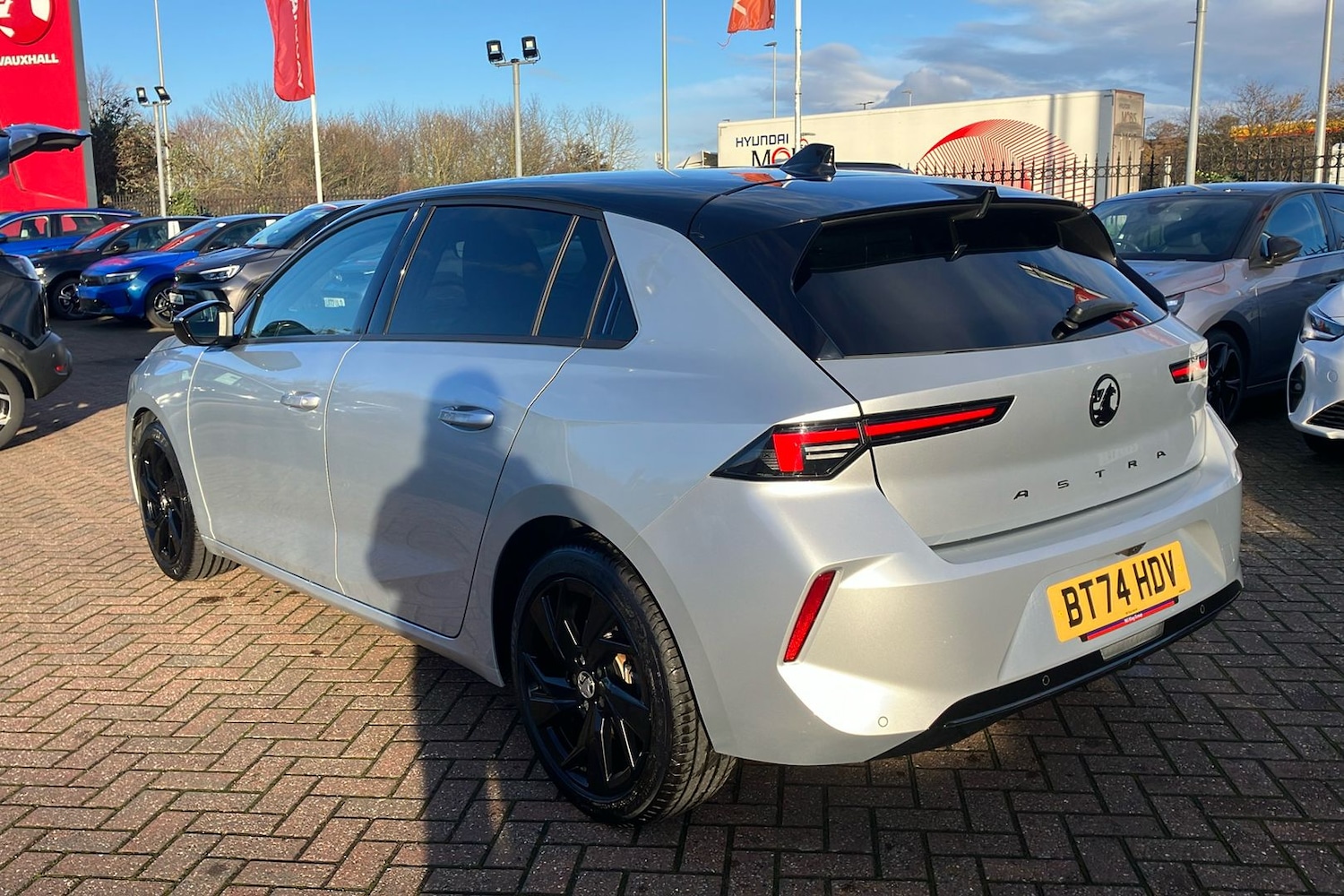 Used Vauxhall Astra 2024 for sale - 76736336: Photo 2