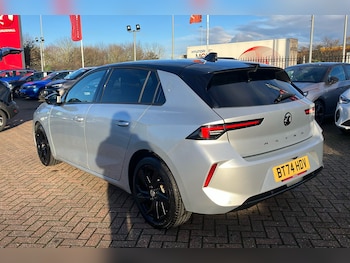 Used Vauxhall Astra 2024 for sale - 76736336: Photo