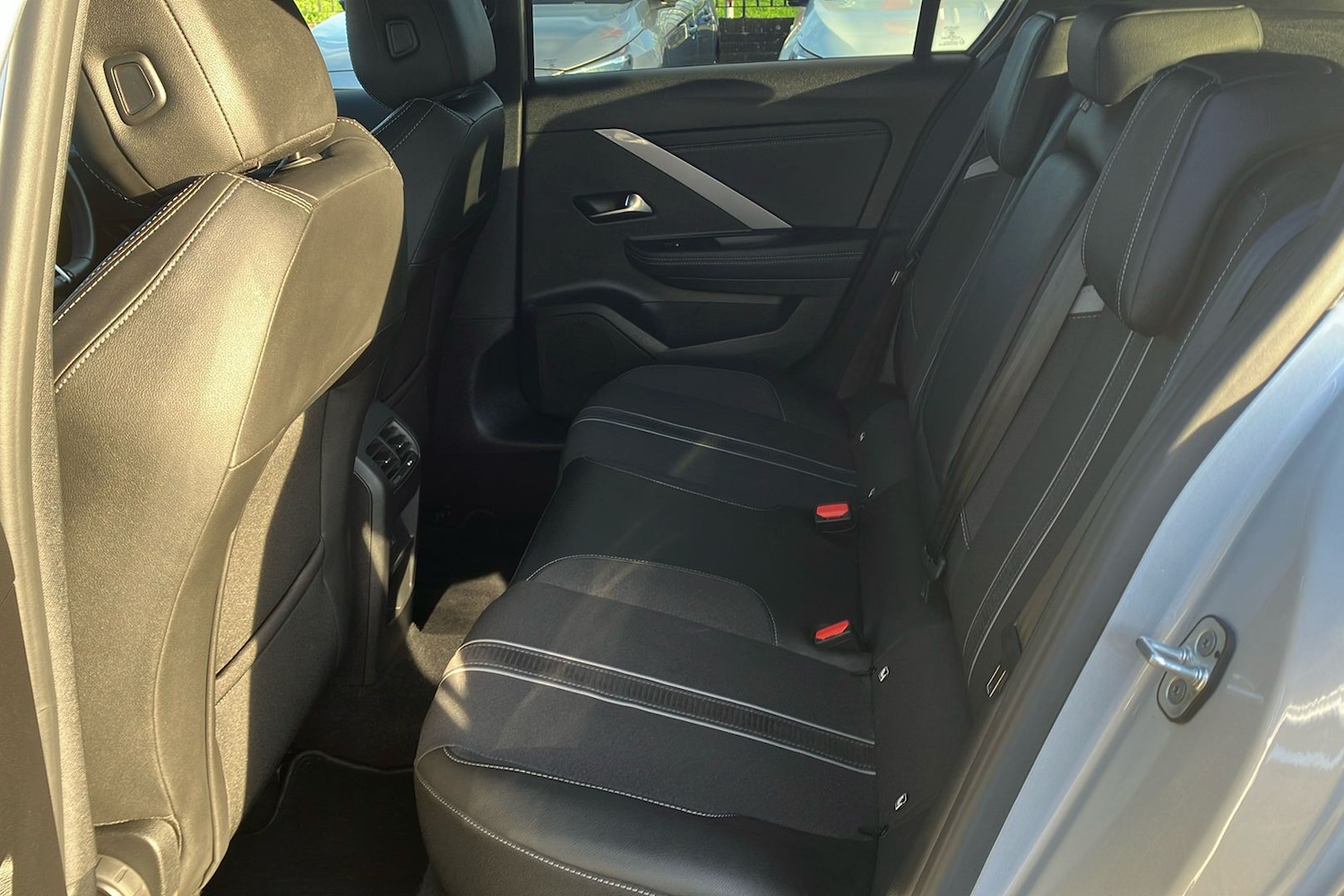 Used Vauxhall Astra 2024 for sale - 76736336: Photo 5