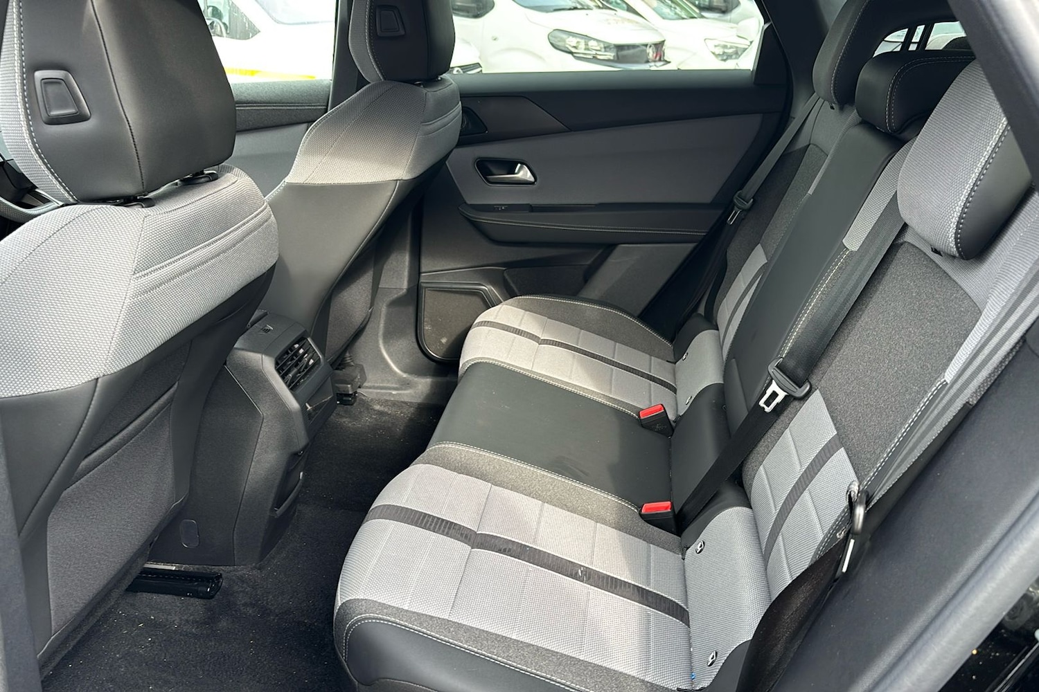 Used Vauxhall Grandland 2025 for sale - 77617659: Photo 5