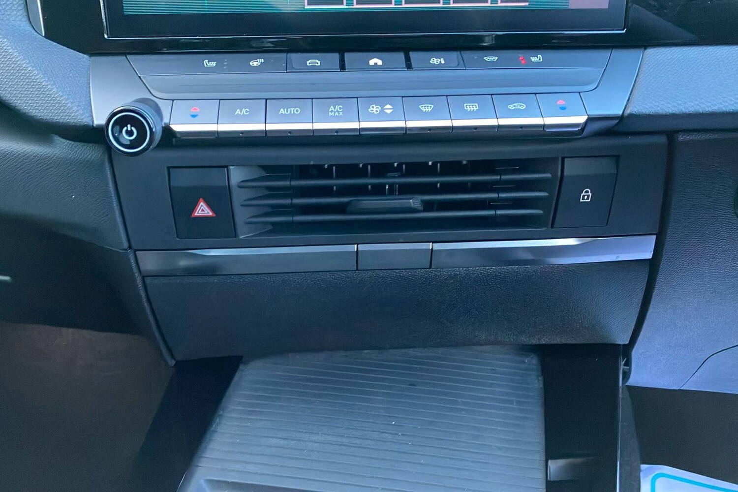 Used Vauxhall Astra for sale - 77572616: Photo 15