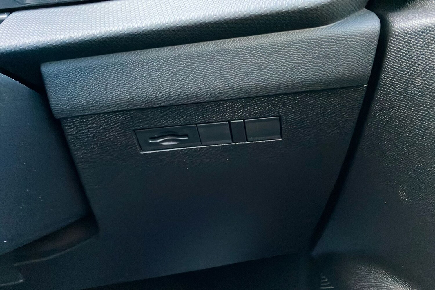 Used Vauxhall Astra for sale - 77572616: Photo 21