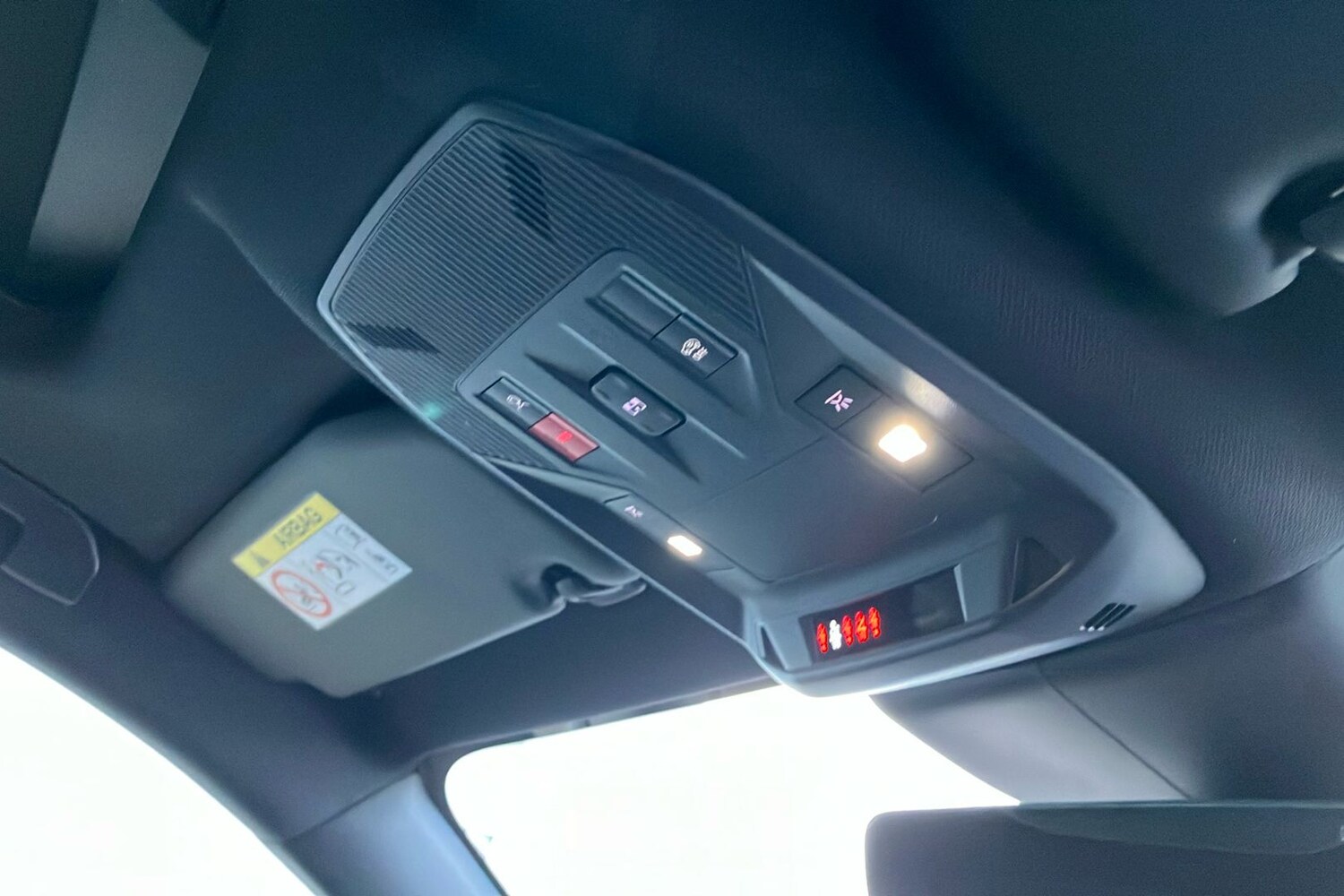 Used Vauxhall Astra for sale - 77572616: Photo 31