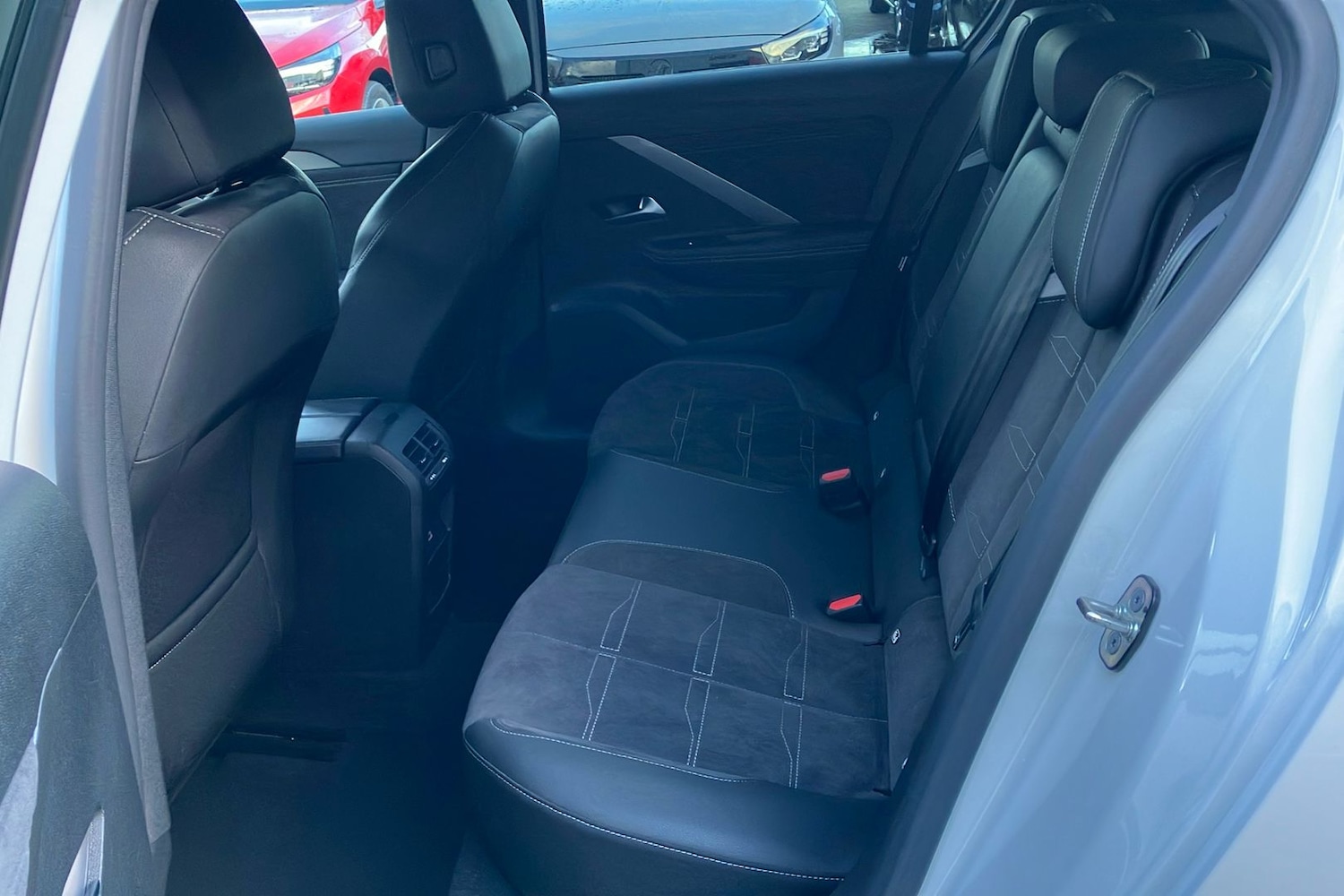 Used Vauxhall Astra for sale - 77572616: Photo 5