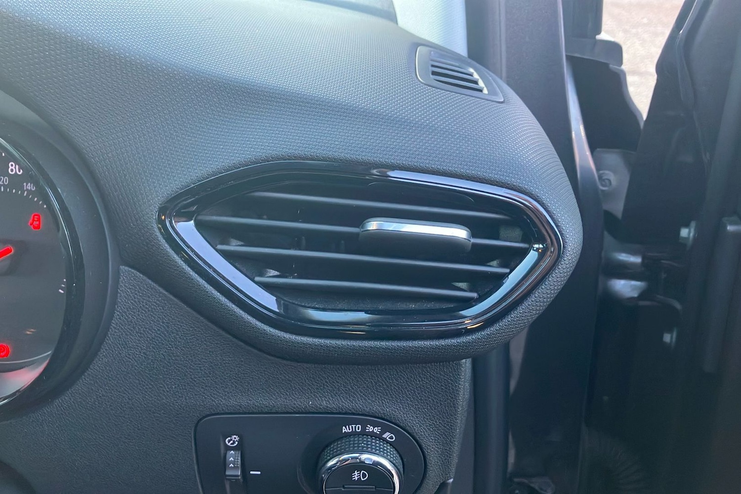 Used Vauxhall Crossland 2021 for sale - 77189093: Photo 21