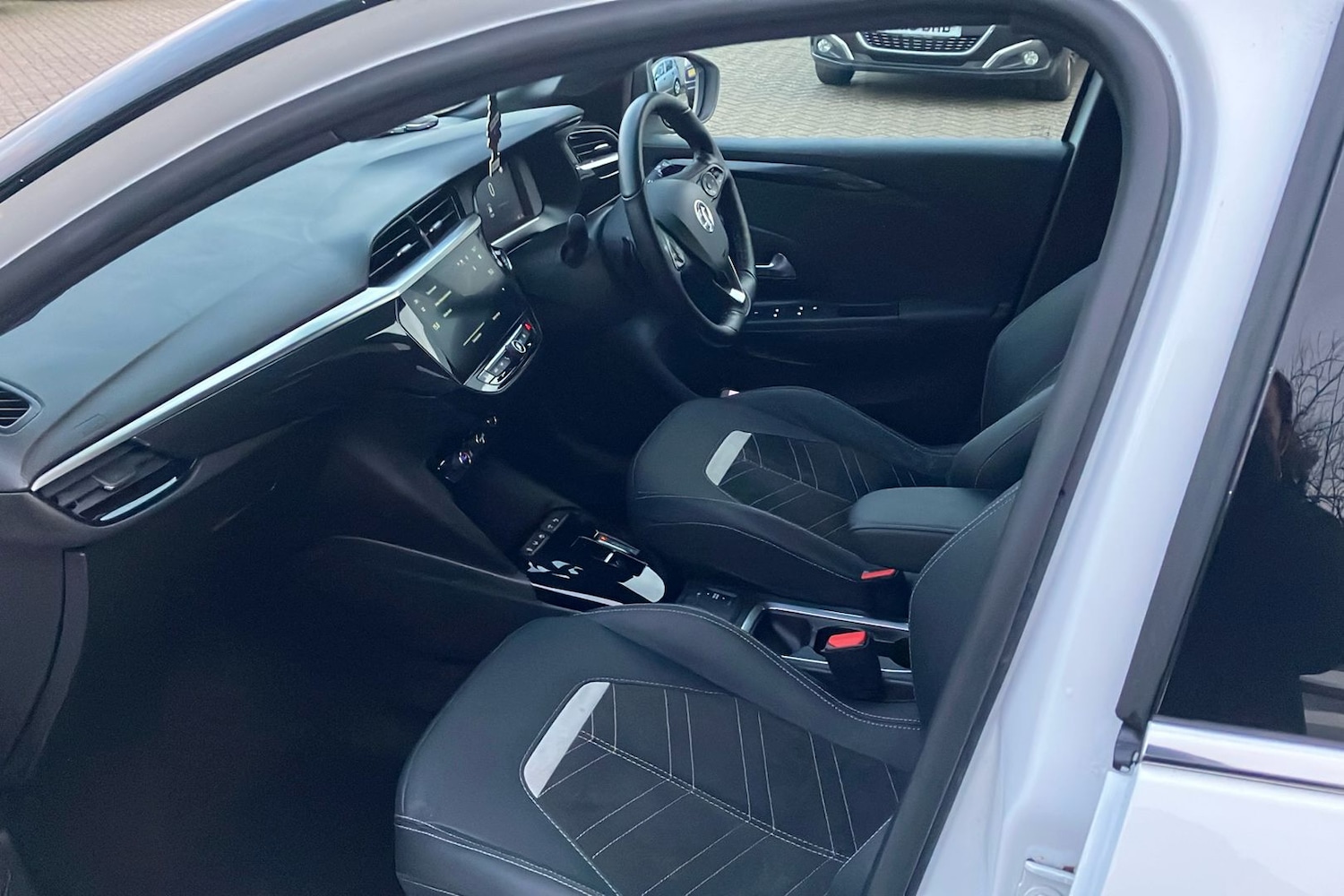 Used Vauxhall Corsa 2022 for sale - 76329000: Photo 3