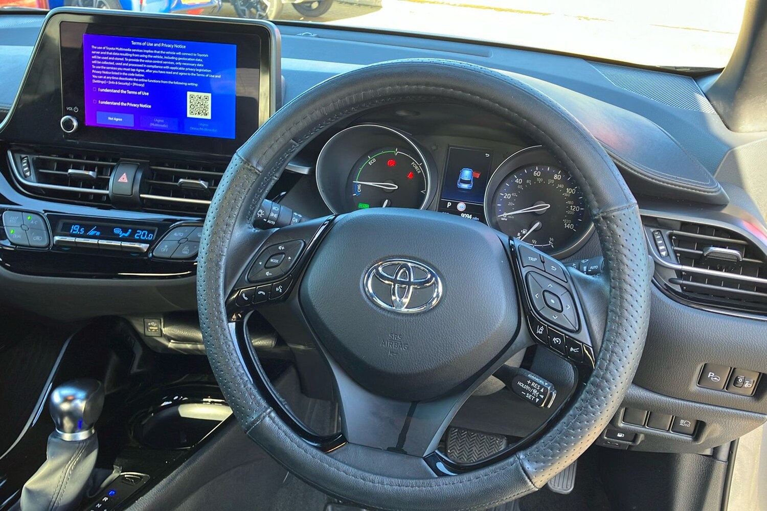 Used Toyota C-HR 2023 for sale - 76588110: Photo 37