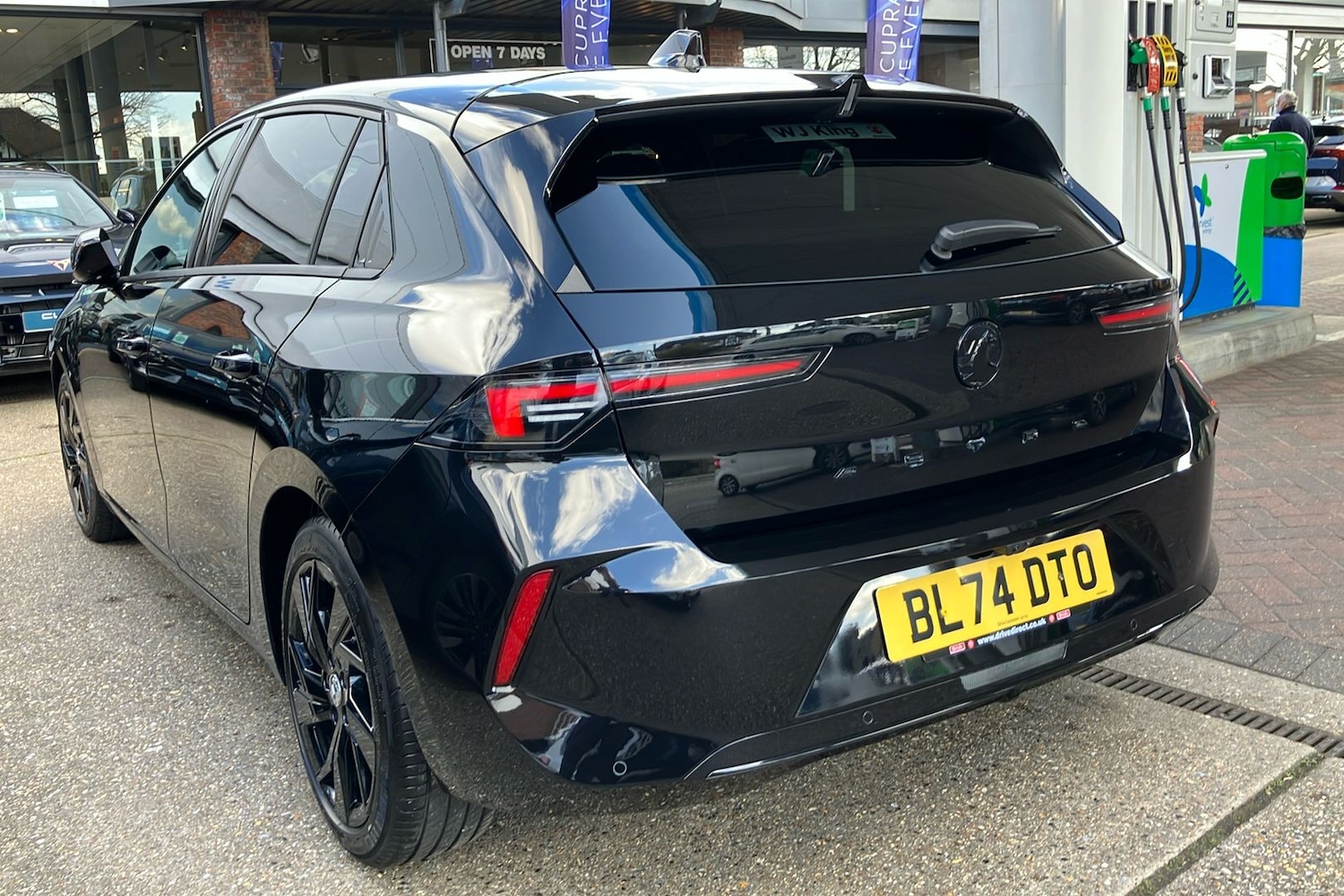 Used Vauxhall Astra 2024 for sale - 78031445: Photo 2