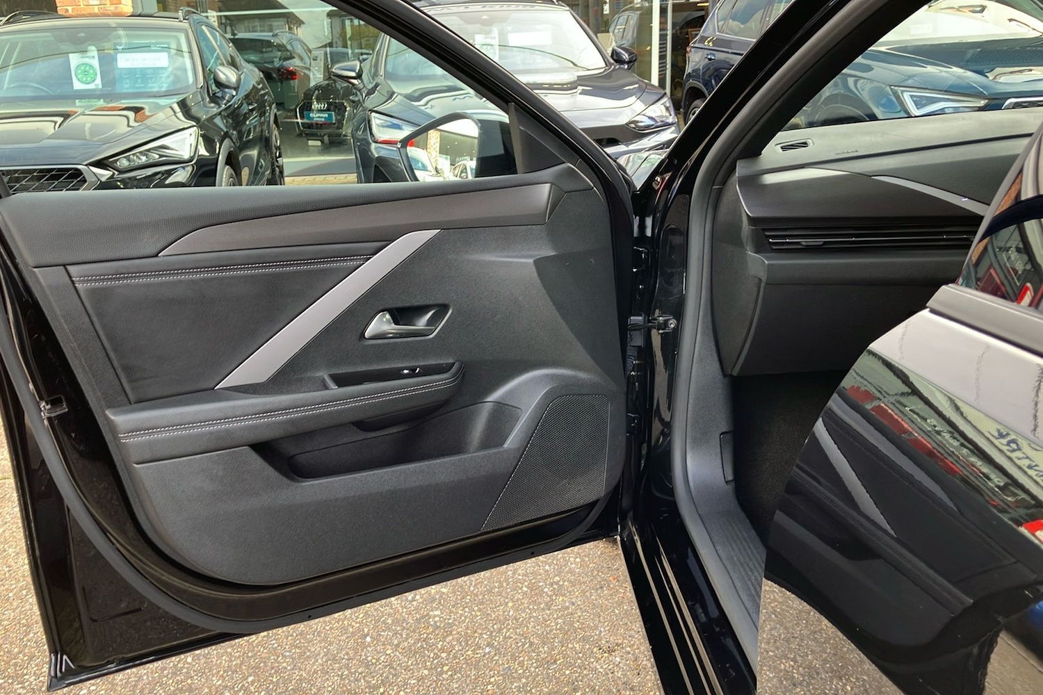 Used Vauxhall Astra 2024 for sale - 78031445: Photo 44