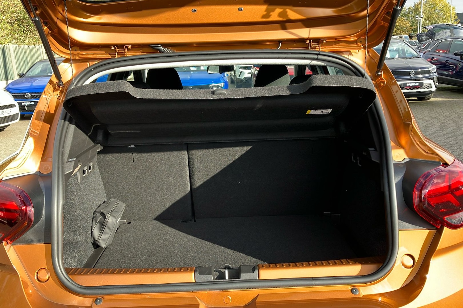 Used Dacia Sandero Stepway 2022 for sale - 76305024: Photo 12