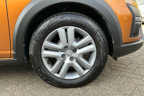 Used Dacia Sandero Stepway 2022 for sale - 76305024: Photo 9