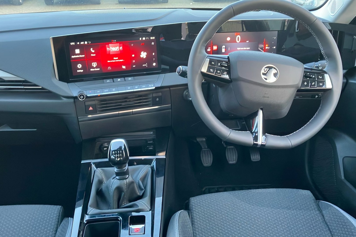 Used Vauxhall Astra 2025 for sale - 76963092: Photo 11