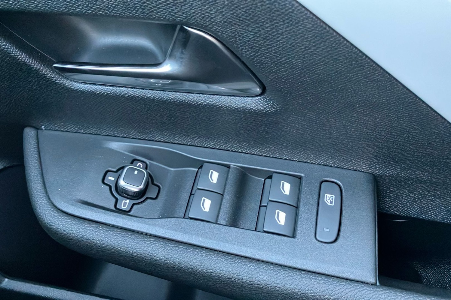 Used Vauxhall Astra 2025 for sale - 76963092: Photo 18