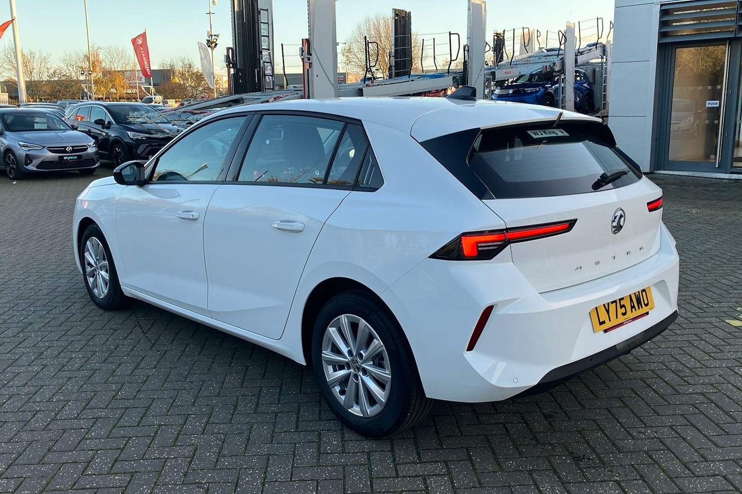 Used Vauxhall Astra 2025 for sale - 76963092: Photo 2