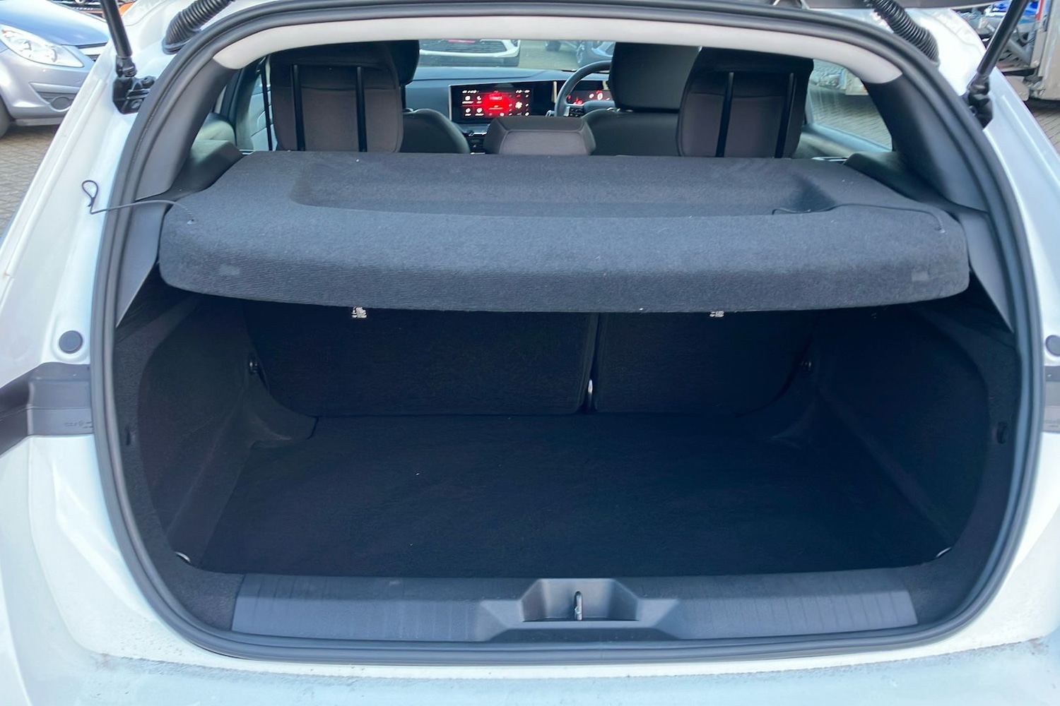 Used Vauxhall Astra 2025 for sale - 76963092: Photo 27