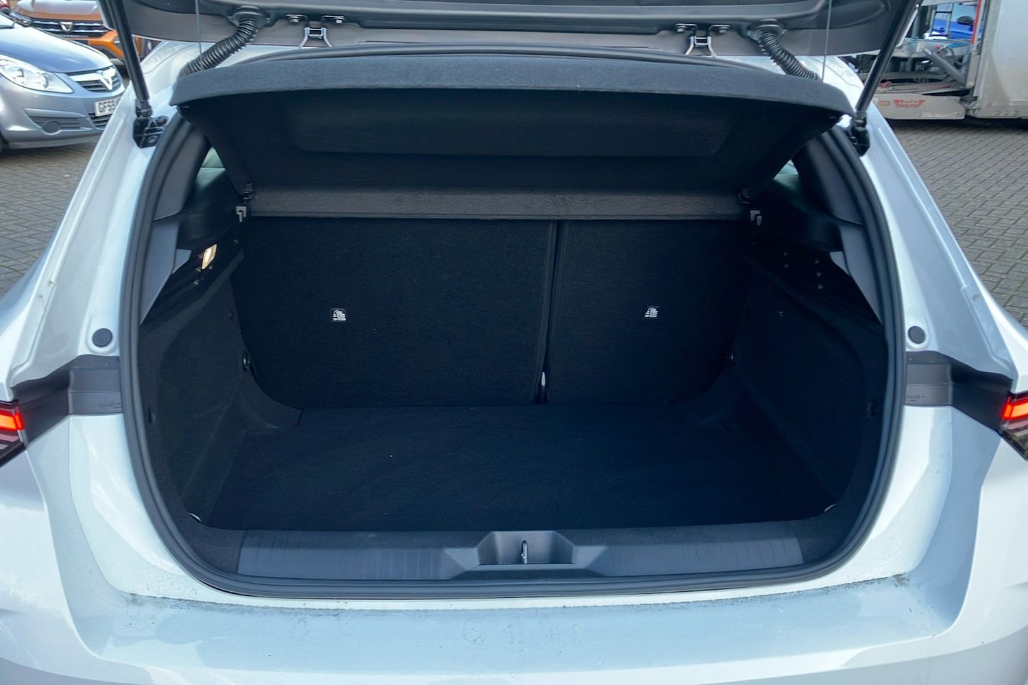 Used Vauxhall Astra 2025 for sale - 76963092: Photo 35