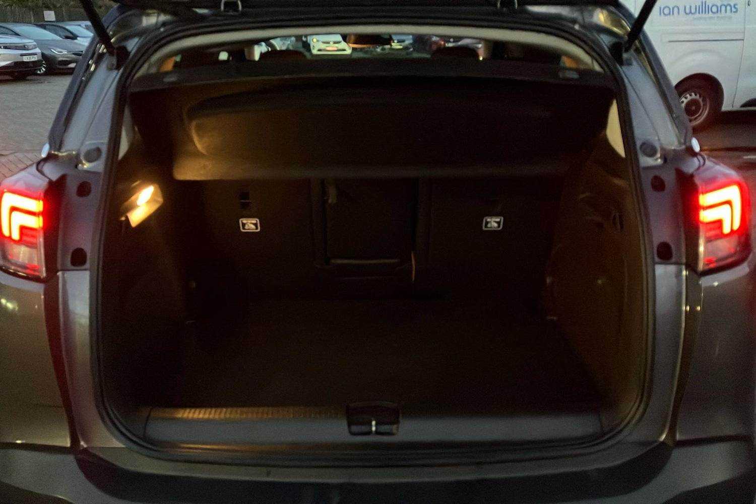 Used Vauxhall Crossland 2022 for sale - 76694066: Photo 12