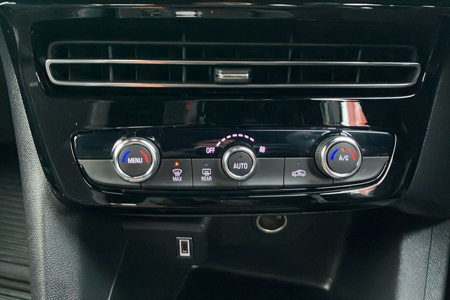 Used Vauxhall Mokka 2025 for sale - 76670727: Photo 15