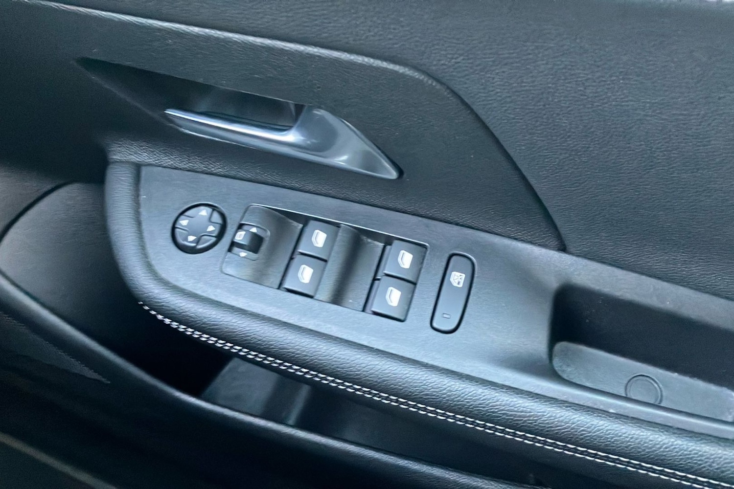 Used Vauxhall Mokka 2023 for sale - 77446940: Photo 18