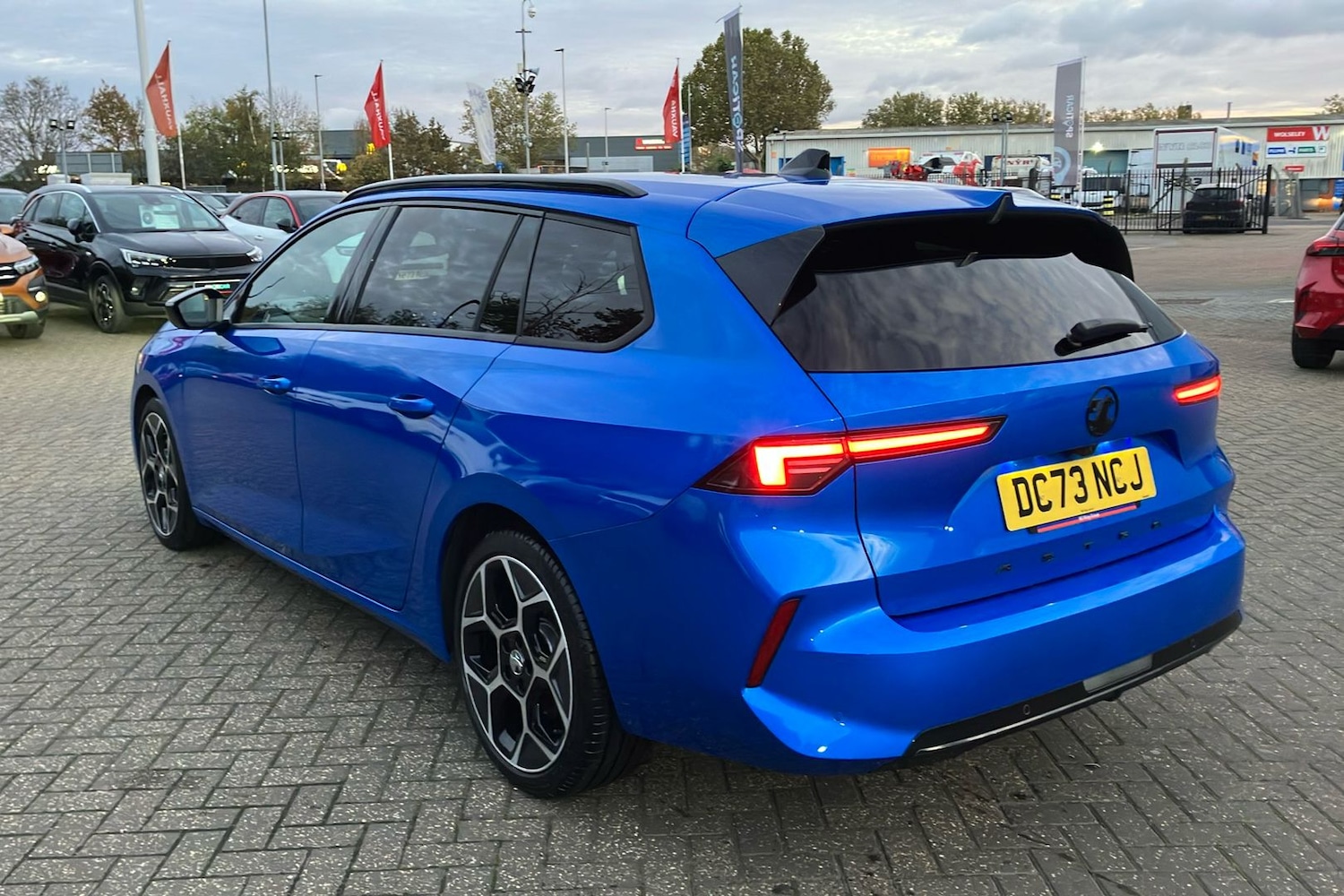 Used Vauxhall Astra 2024 for sale - 76374572: Photo 2