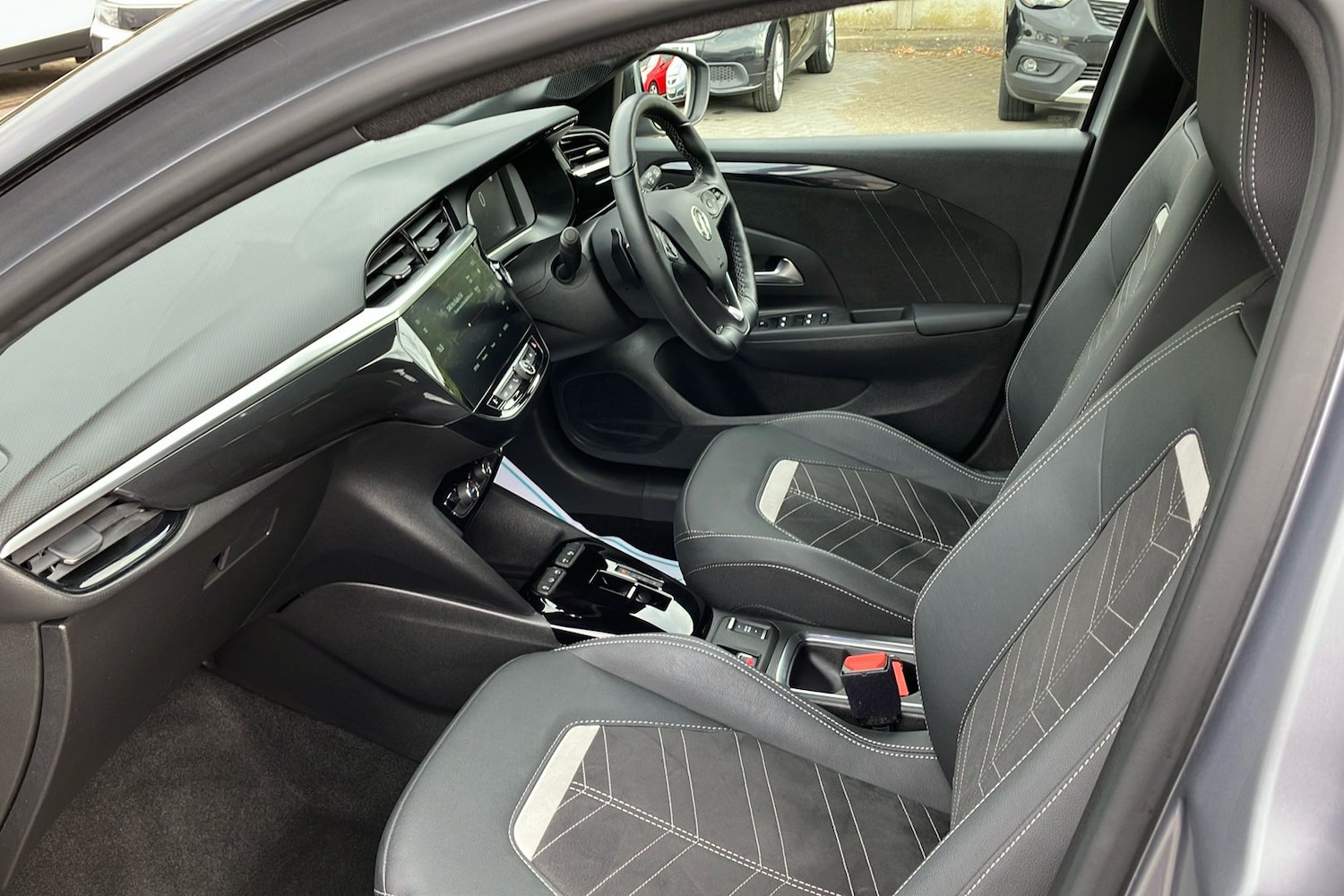 Used Vauxhall Corsa 2023 for sale - 78132130: Photo 3