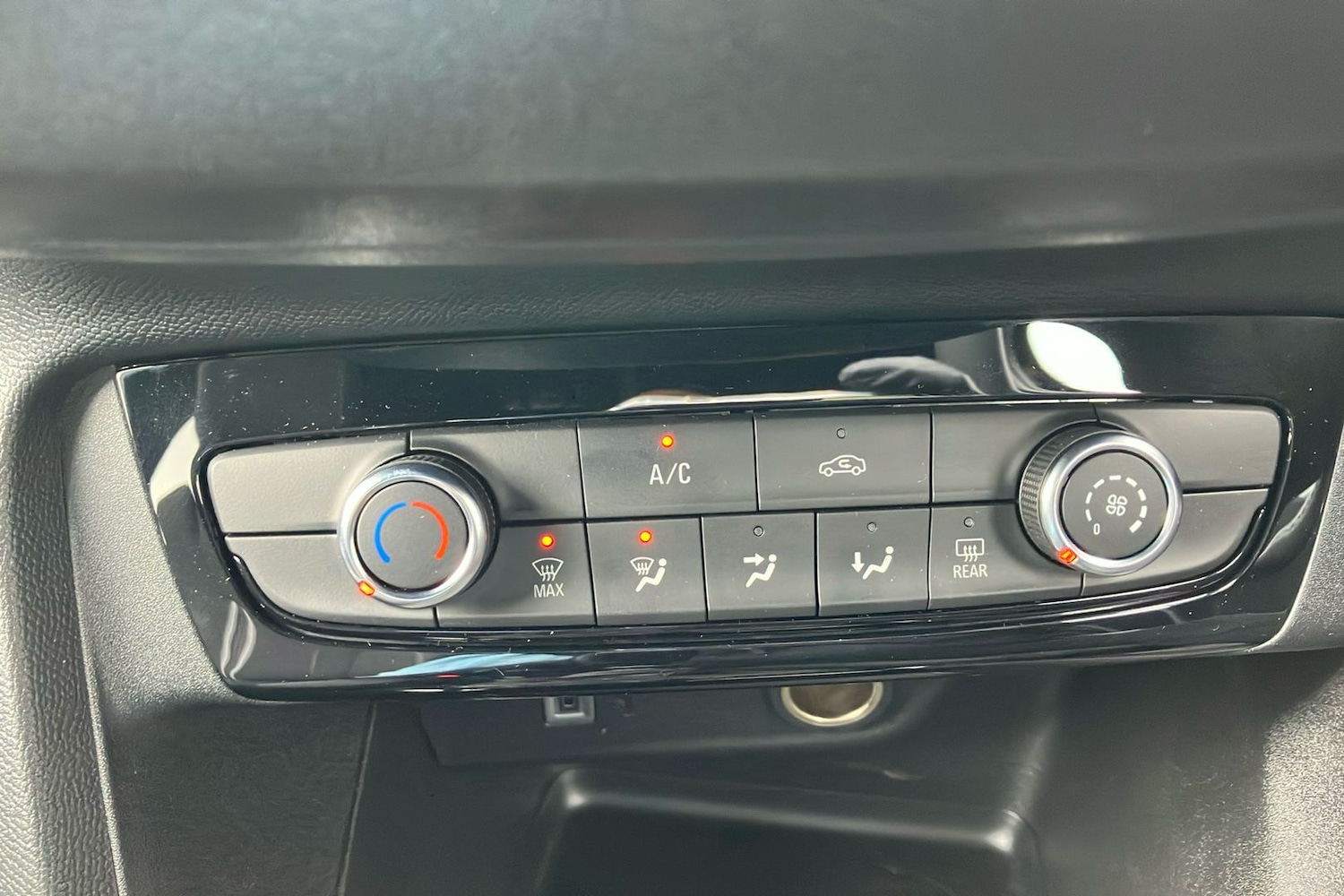 Used Vauxhall Corsa for sale - 78132138: Photo 15