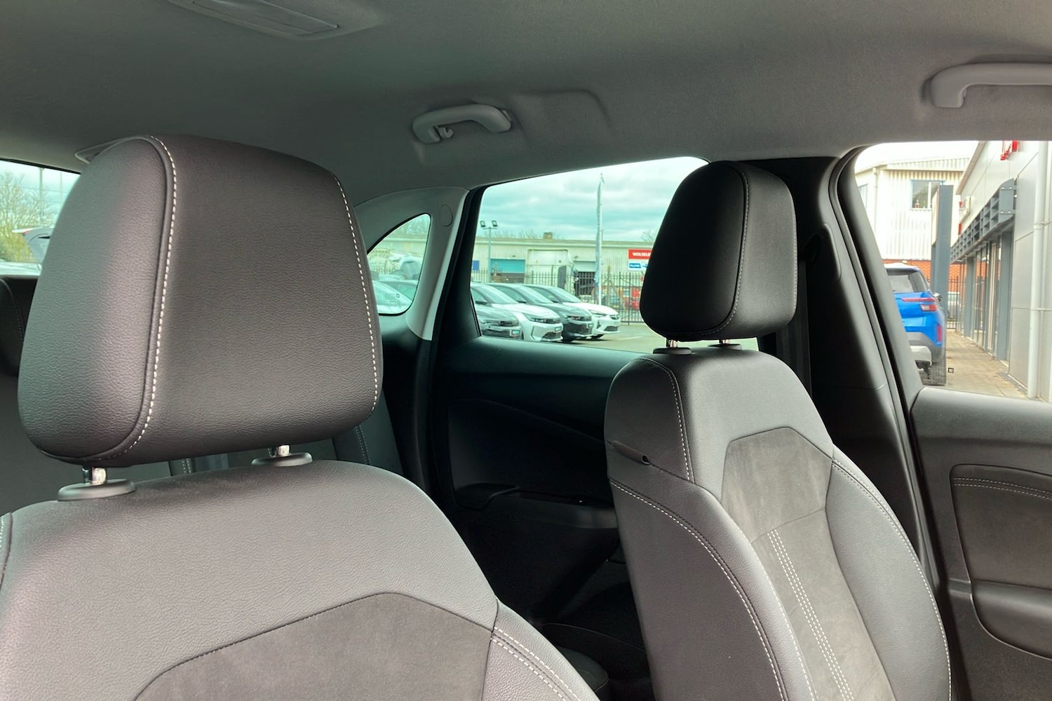 Used Vauxhall Crossland for sale - 78132132: Photo 30