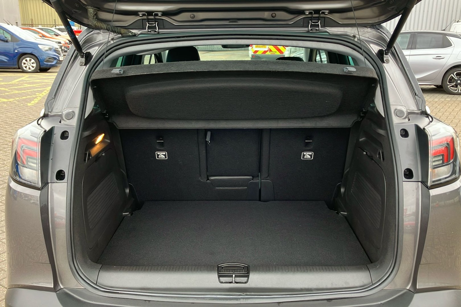 Used Vauxhall Crossland for sale - 78132132: Photo 35