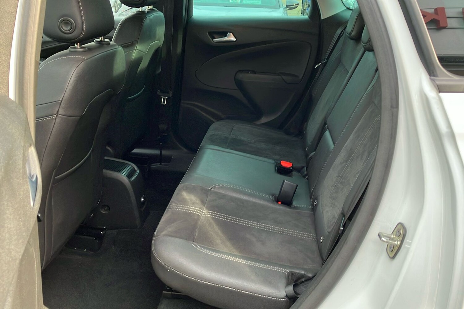 Used Vauxhall Crossland 2022 for sale - 76718622: Photo 5