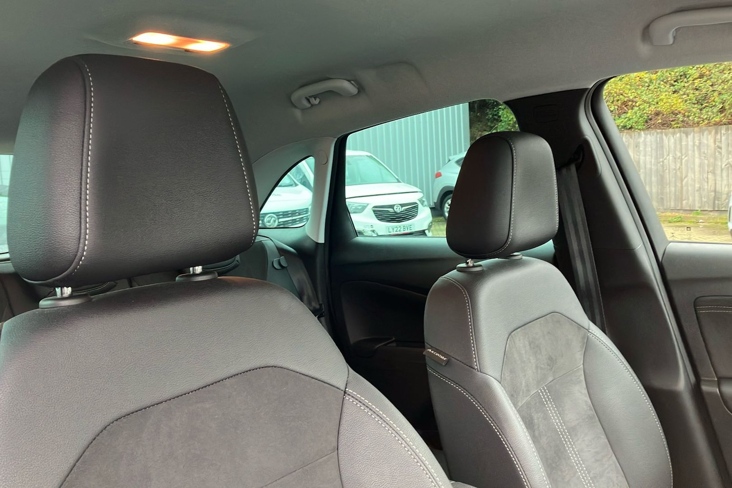 Used Vauxhall Crossland 2022 for sale - 76627684: Photo 30