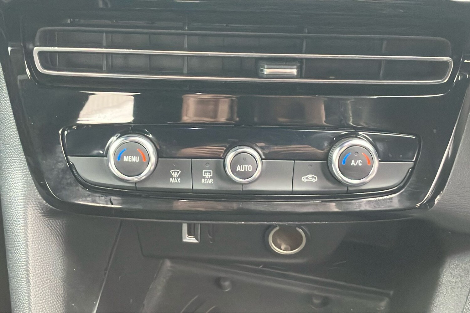 Used Vauxhall Mokka 2023 for sale - 77744026: Photo 15