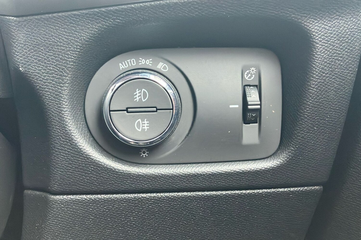 Used Vauxhall Mokka 2023 for sale - 77744026: Photo 21