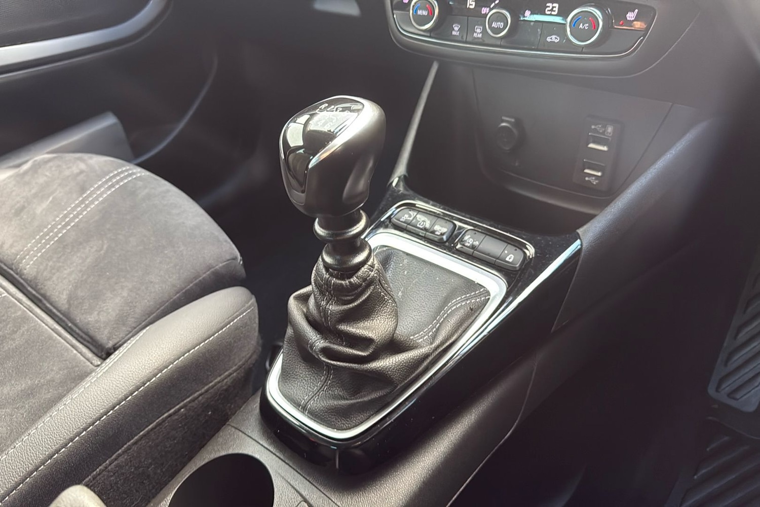 Used Vauxhall Crossland 2022 for sale - 77392493: Photo 38