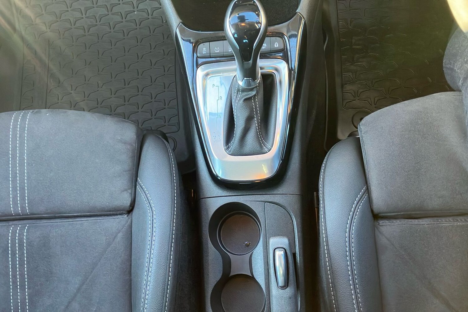 Used Vauxhall Crossland 2024 for sale - 76638517: Photo 26