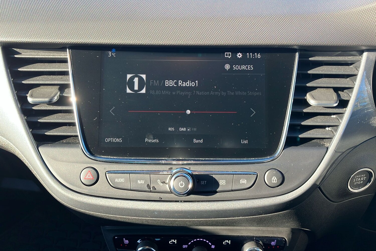 Used Vauxhall Crossland 2024 for sale - 76638517: Photo 39