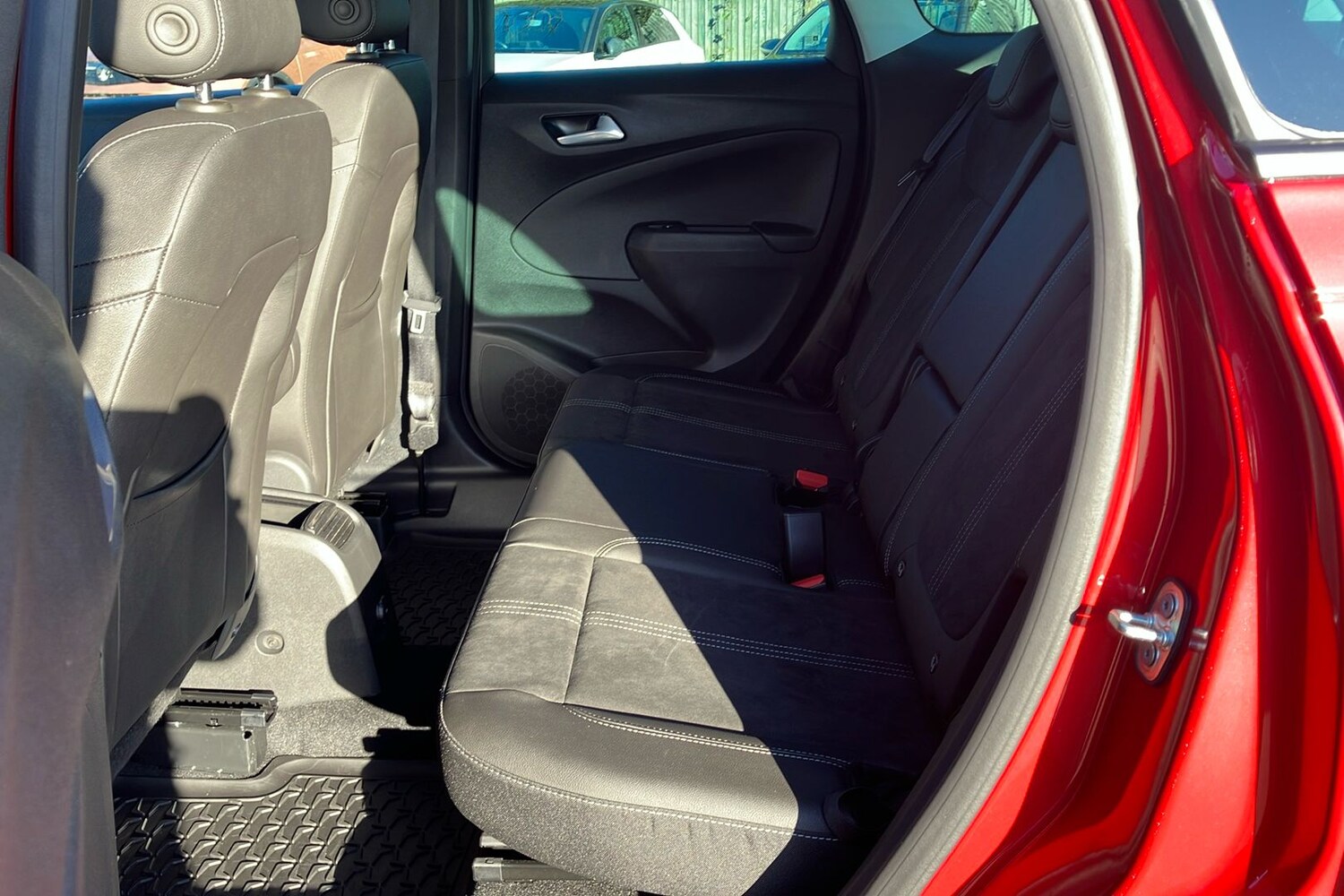 Used Vauxhall Crossland 2024 for sale - 76638517: Photo 5