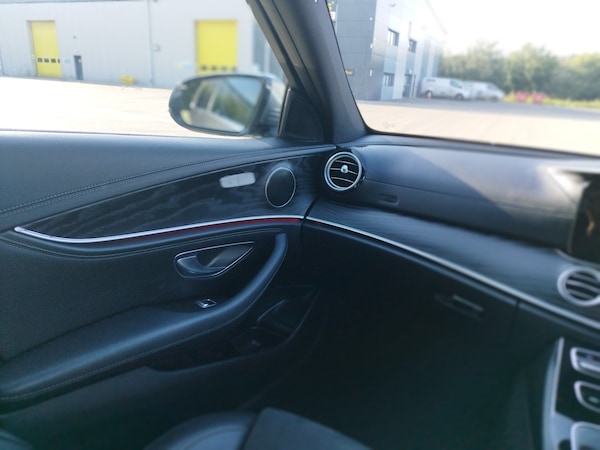 Used Mercedes-Benz E-Class 2017 for sale - 75503680: Photo 16