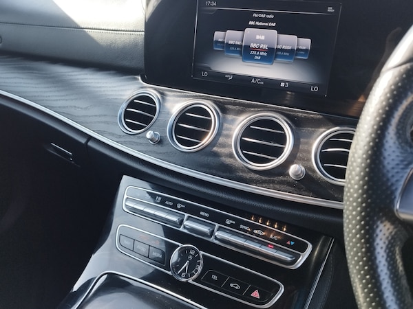 Used Mercedes-Benz E-Class 2017 for sale - 75503680: Photo 9