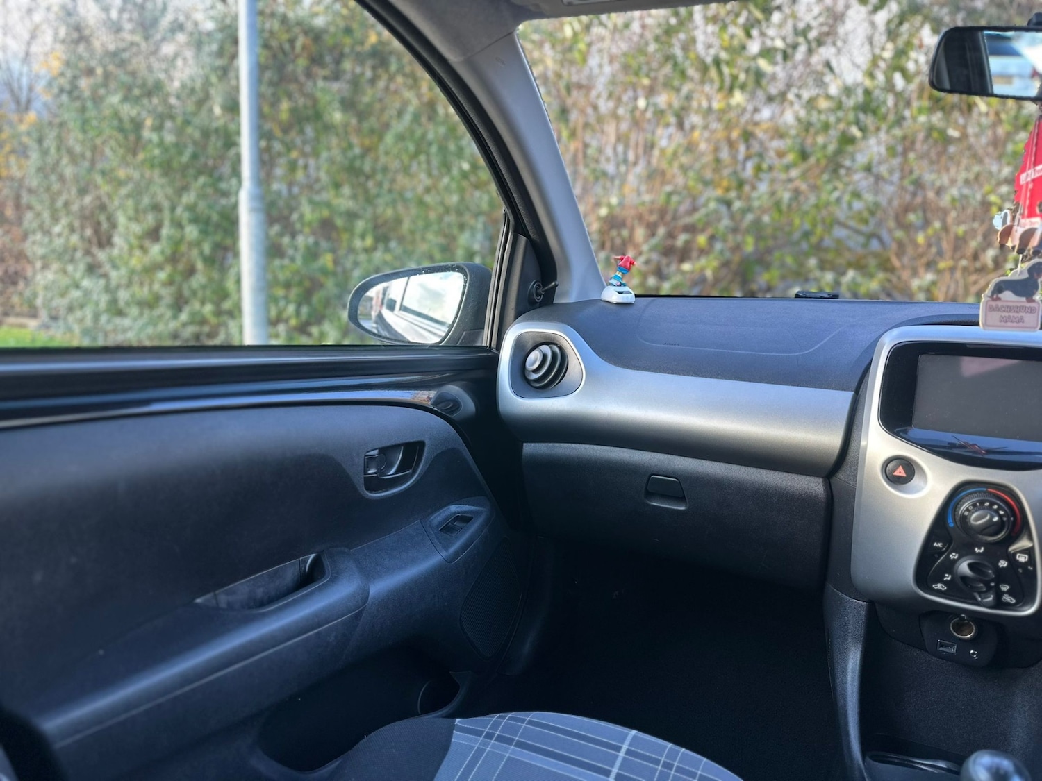 Used Peugeot 108 2016 for sale - 76449478: Photo 8